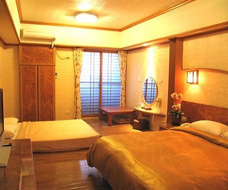 Sin Fu Business Hotel Taizhong Zewnętrze zdjęcie