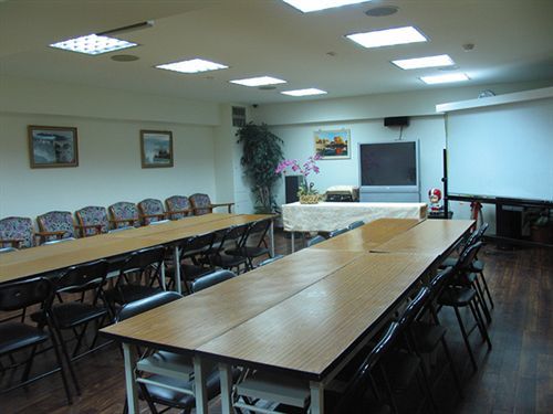 Sin Fu Business Hotel Taizhong Zewnętrze zdjęcie