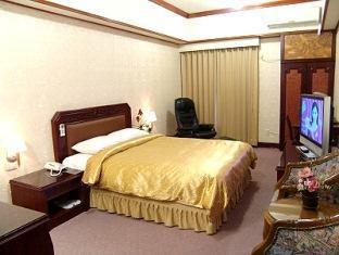Sin Fu Business Hotel Taizhong Zewnętrze zdjęcie